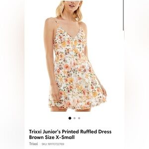 Trixxi flowery dress. Junior size medium nwt
